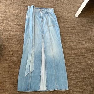 Maxi denim skirt with front slit
